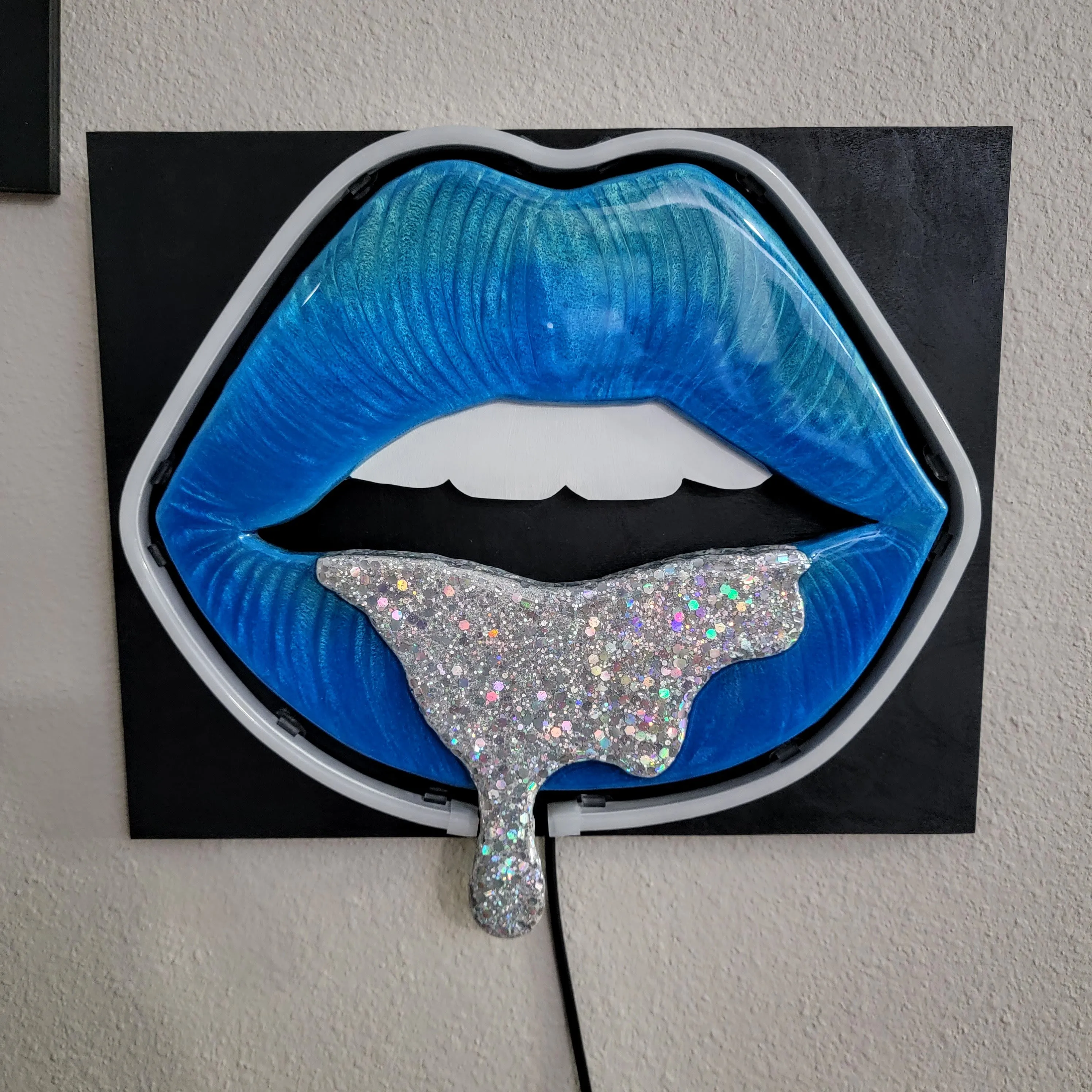 Blue Lips - Neon Light - Ready to Ship