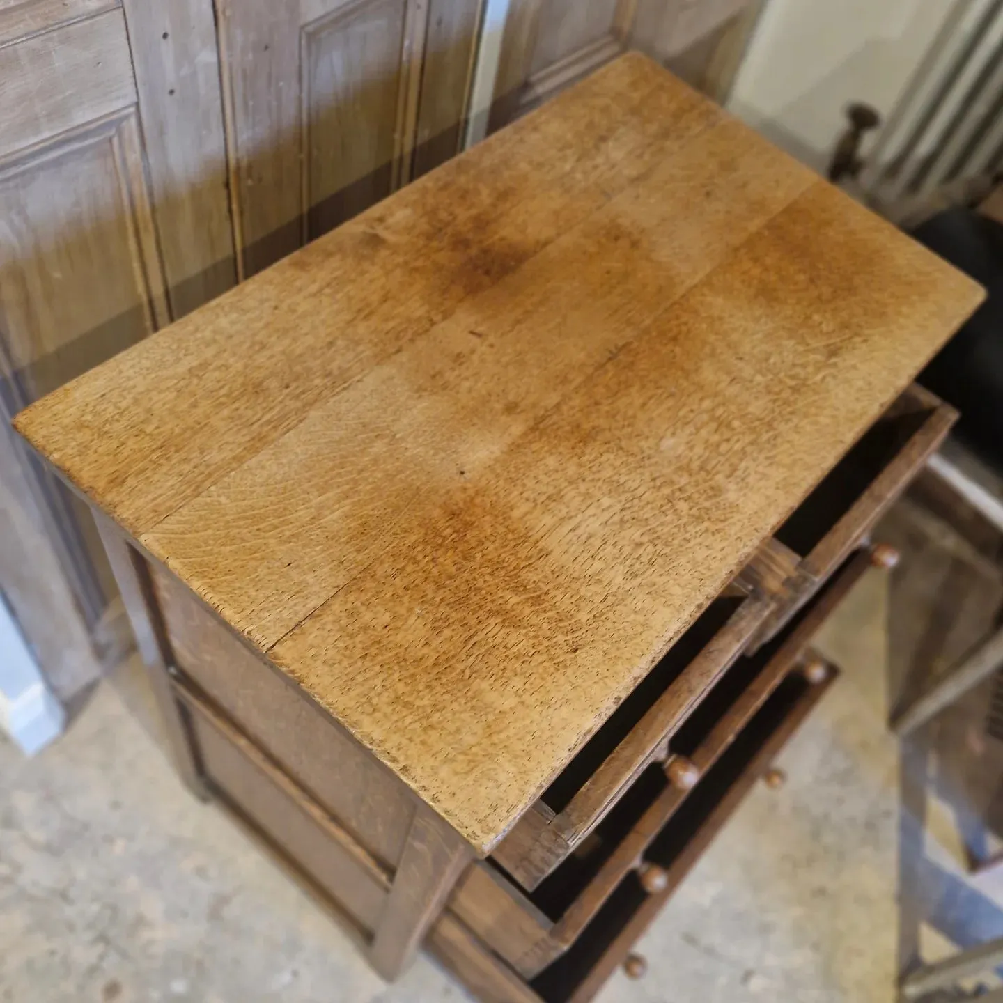 Oak Chest Drawers