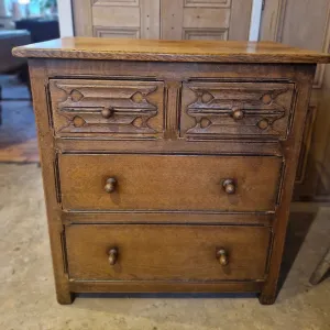 Oak Chest Drawers