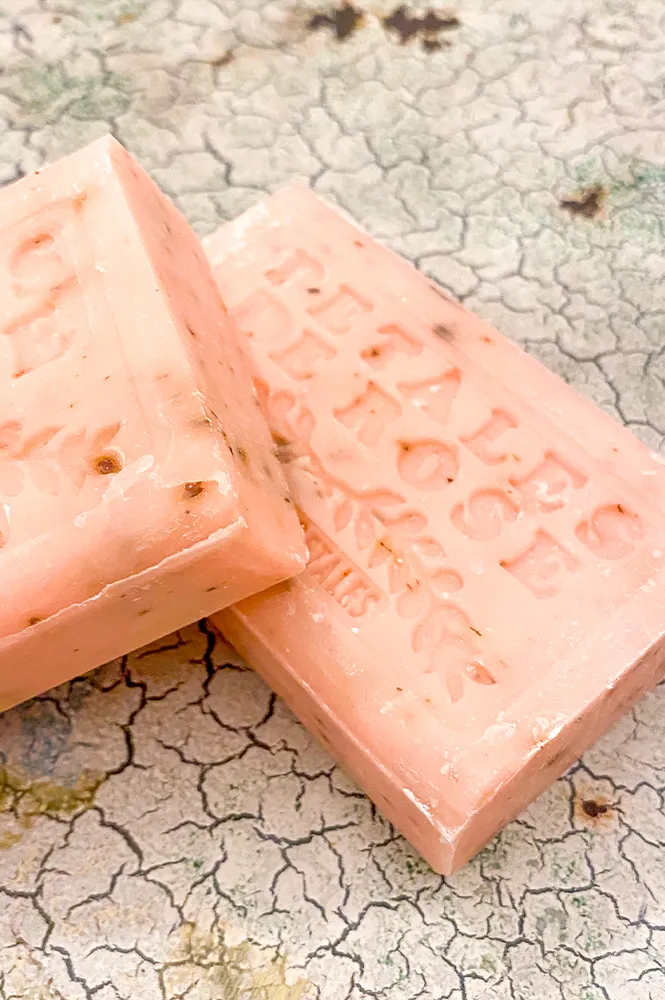 Savon De Marseille Petales De Rose Soap